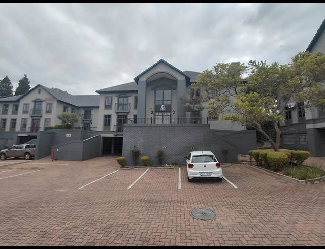295M² OFFICE TO LET IN OLIVEDALE